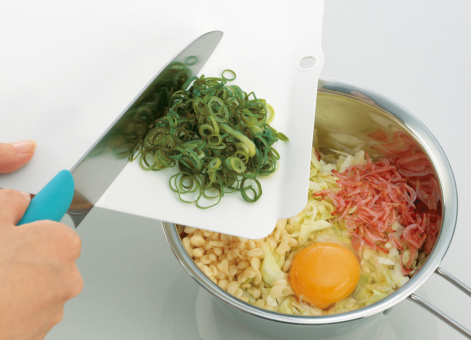White Cutting Board 24.1cm × 36.1cm